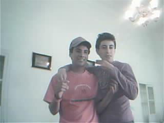 salut ces moi hamza est mon ami ilyass